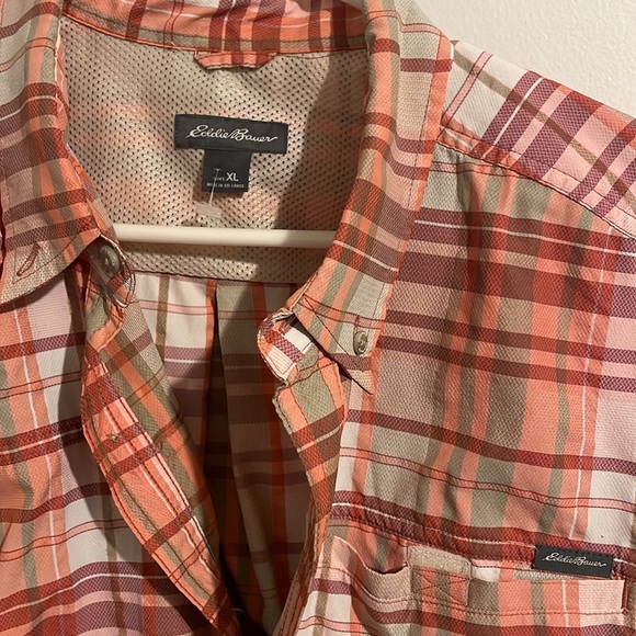 Eddie Bauer shirts perfect condition Xl - Picture 2 of 2